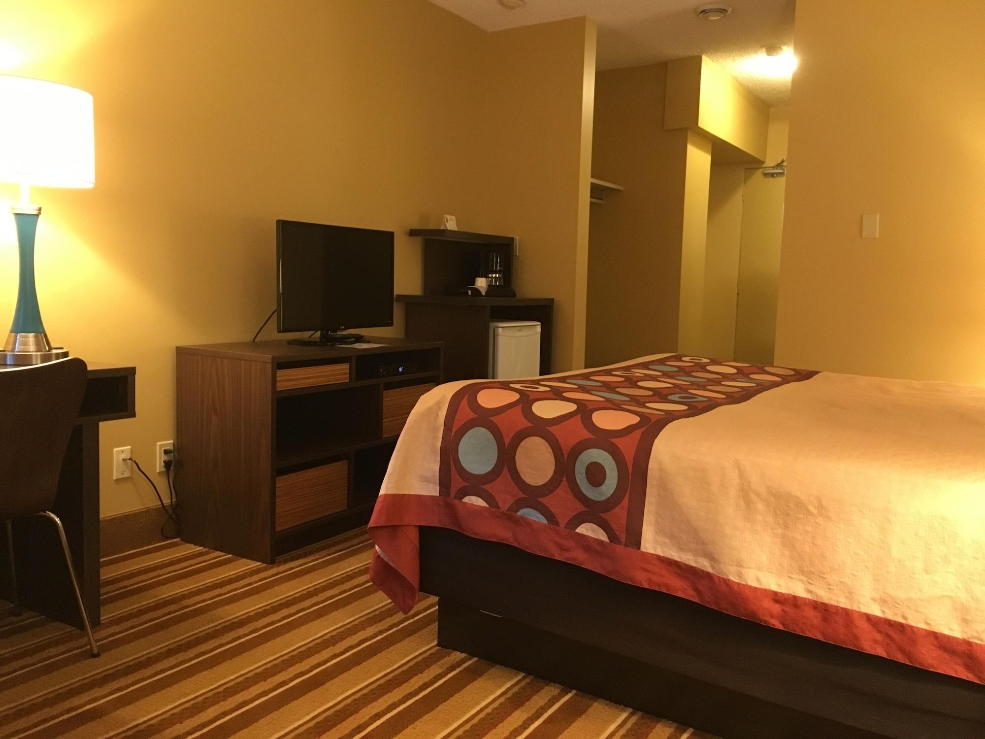 ซูเปอร์ 8 บาย วินด์แฮม ทันเดอร์เบย์ Motel ธันเดอร์เบย์ ภายนอก รูปภาพ