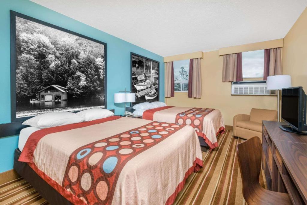 ซูเปอร์ 8 บาย วินด์แฮม ทันเดอร์เบย์ Motel ธันเดอร์เบย์ ภายนอก รูปภาพ